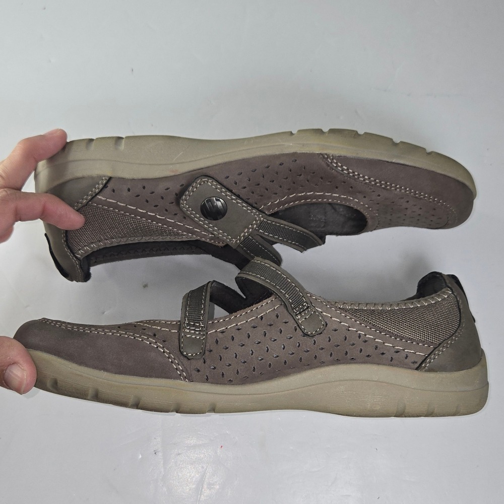 Earth Origins‎ tiffany Comfort Mary Jane Flats Taupe Perforated Leather Size 9 - Picture 5 of 9